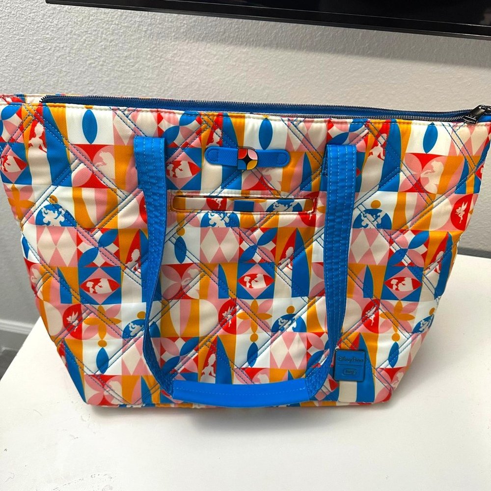 Lug Skyliner—The Villas @Disneyland—EUC